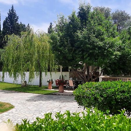 Villa Claire Corfu Achílleion Exterior foto